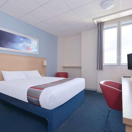 Travelodge Stirling M80 Cambusbarron Номер фото